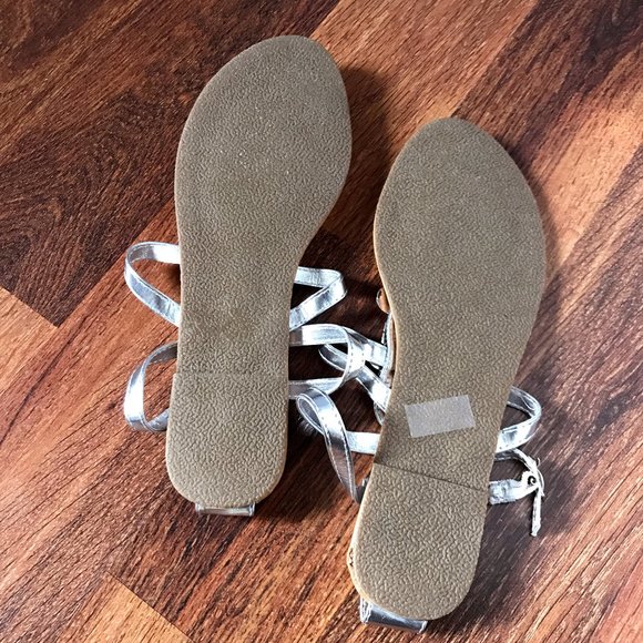 Rue21 Sandal with Silver Jewels M (7/8) - Picture 3 of 6